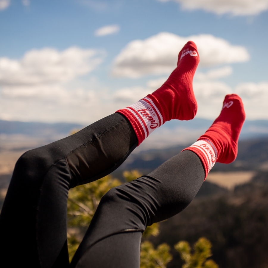 Vysoké športové ponožky červené